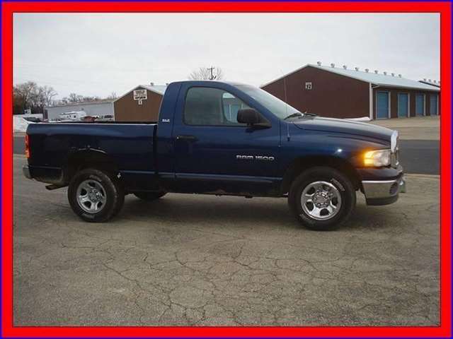 2002 Dodge Ram Pickup 1500 2dr Regular Cab ST 4WD SB